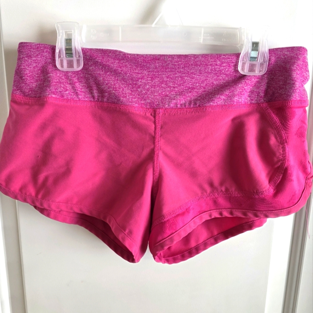 Women's Pink Run Rabbit Catch Me If You Can Shorts Small